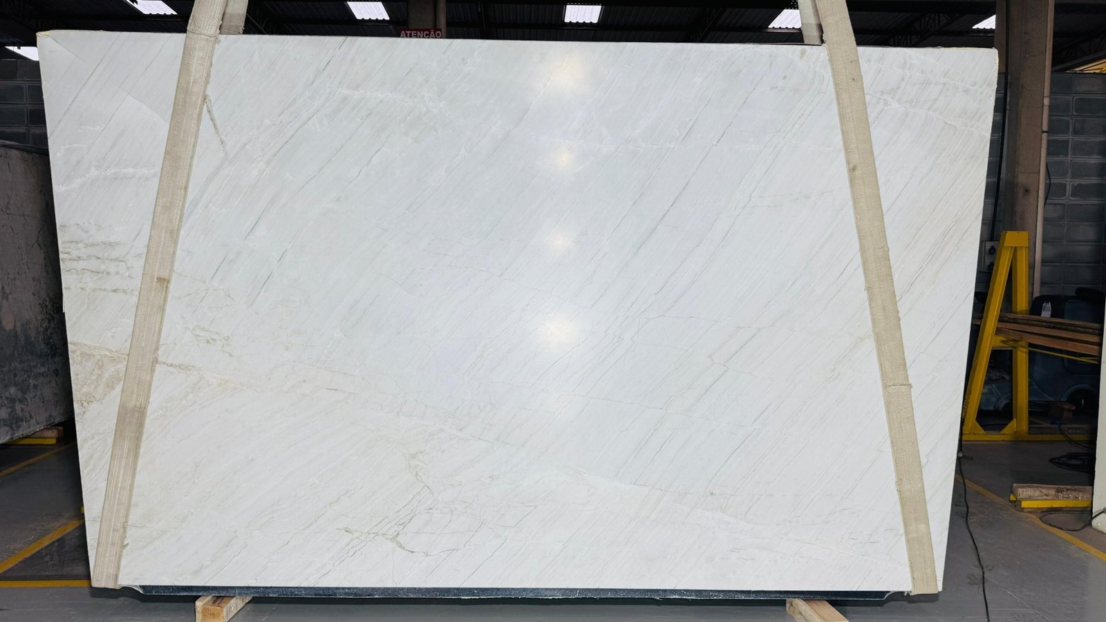 Magblanc Leathered